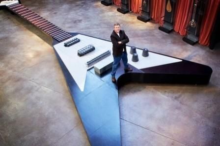 Kỷ lục cây đàn guitar lớn nhất Thế giới